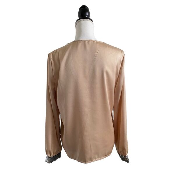 Beige & Black Contrast Sequin V Neck Long Sleeve Blouse Women’s Size Medium - Picture 5 of 6